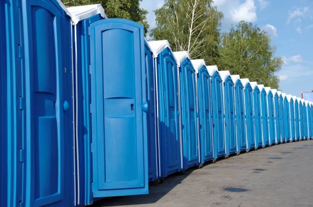 Best Temporary restroom rental  in Moweaqua, IL